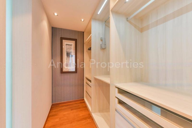 4 Bed Condo for Sale in  Lincoln Suites - Image 6